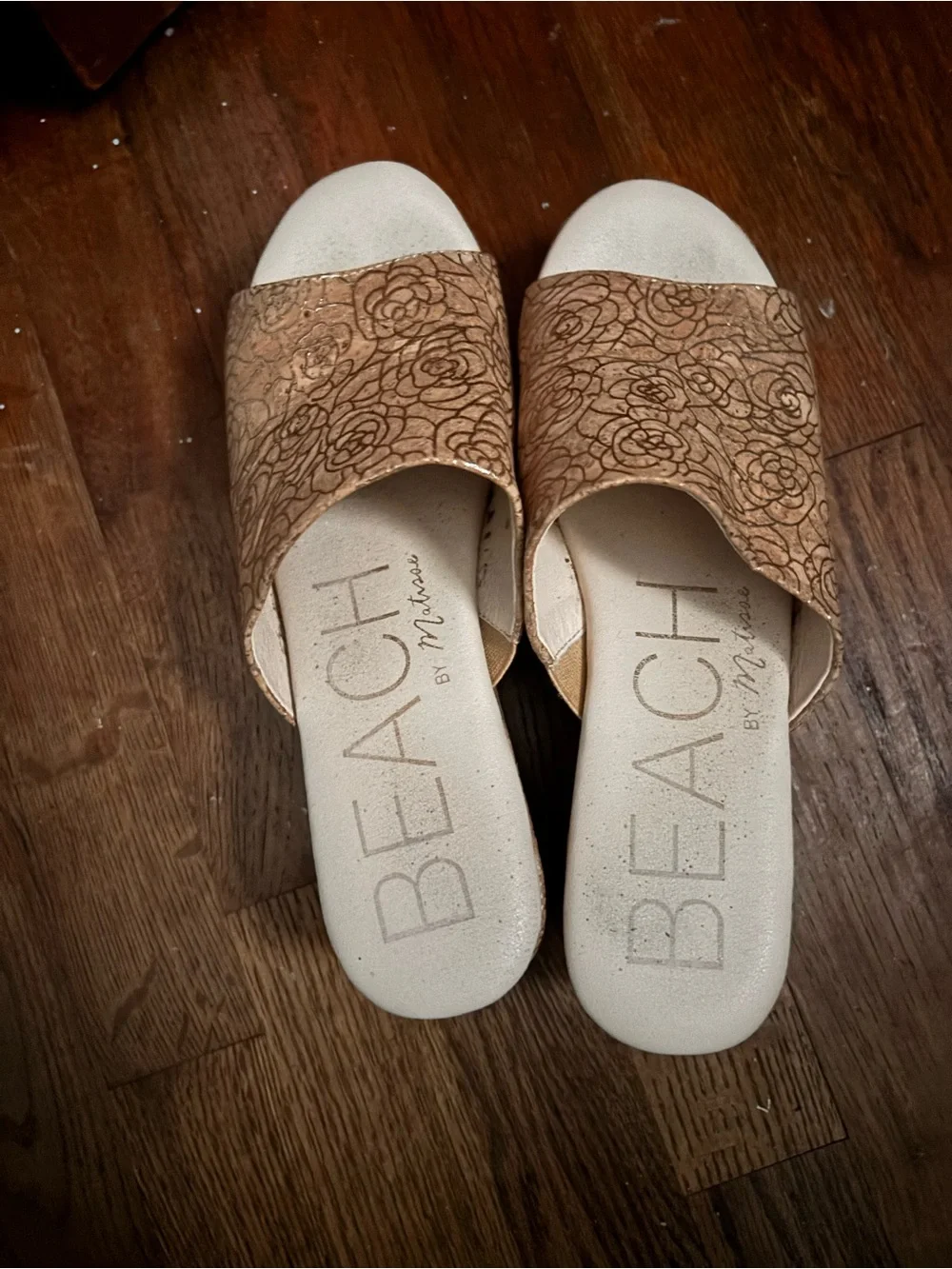 BEACH by MUK LUKS Tan Platform Slide Sandals